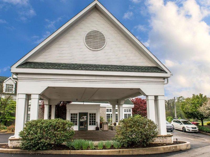 Quality Inn Pittsburgh Airport 오크데일 외부 사진
